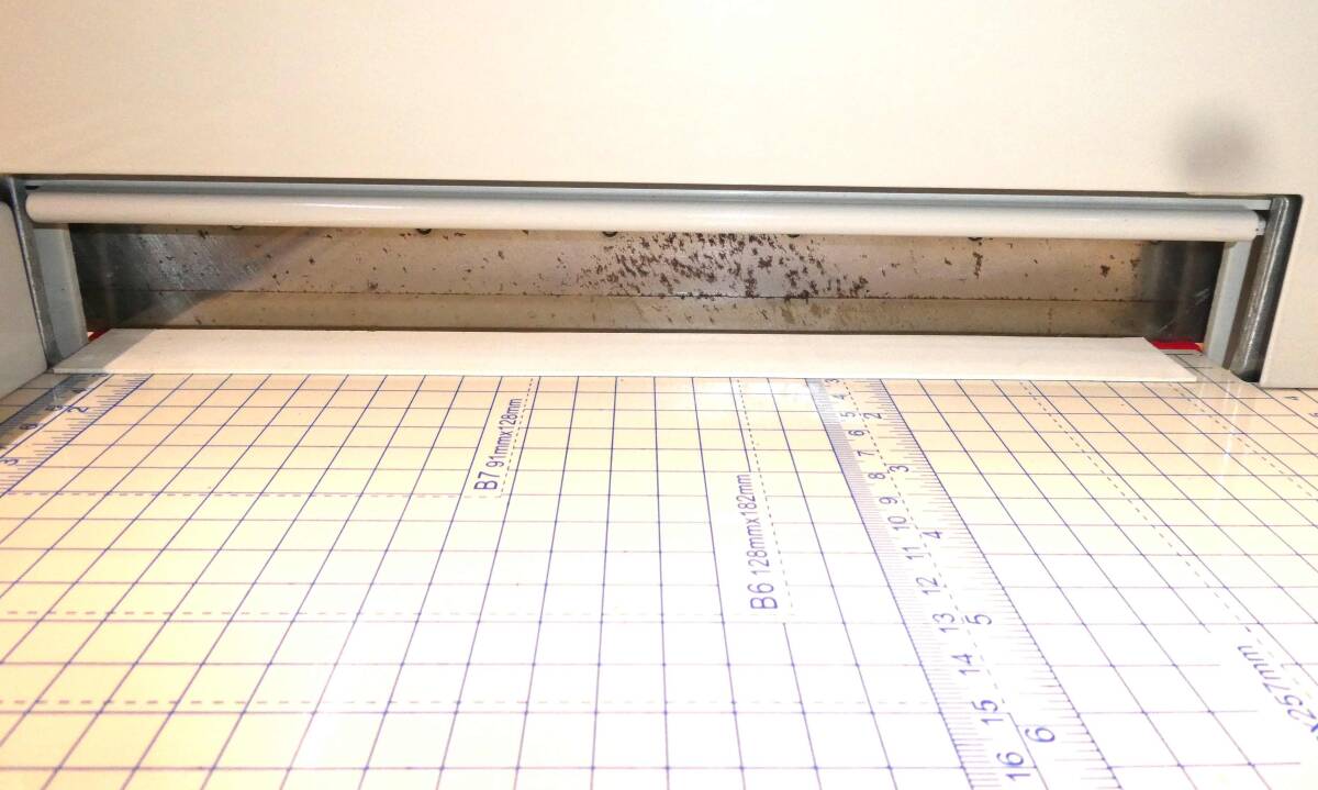 刃先に錆び、欠けはありません