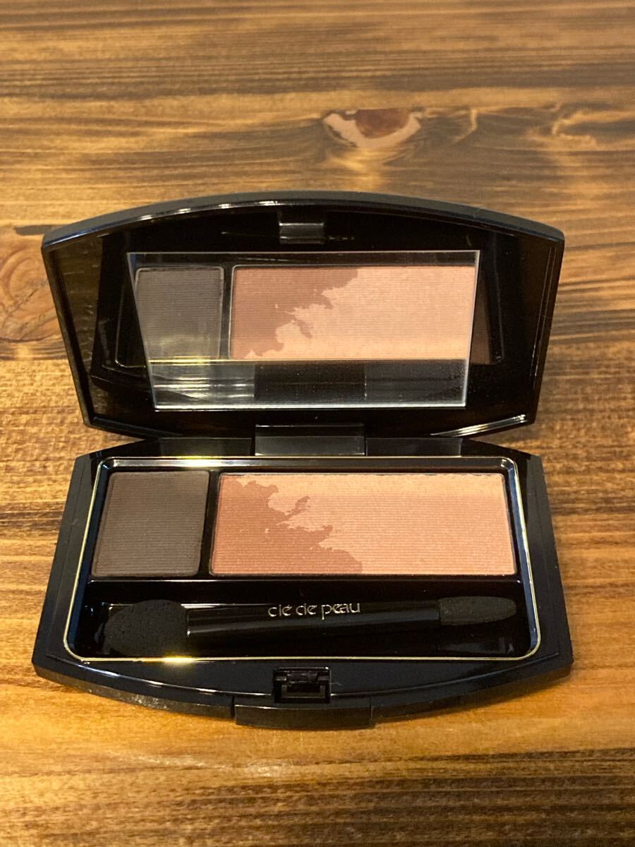 I5E157◆新古品◆ 資生堂 クレ?ド?ポー オンブルバリエーション ブラウン アイシャドー アイブロー