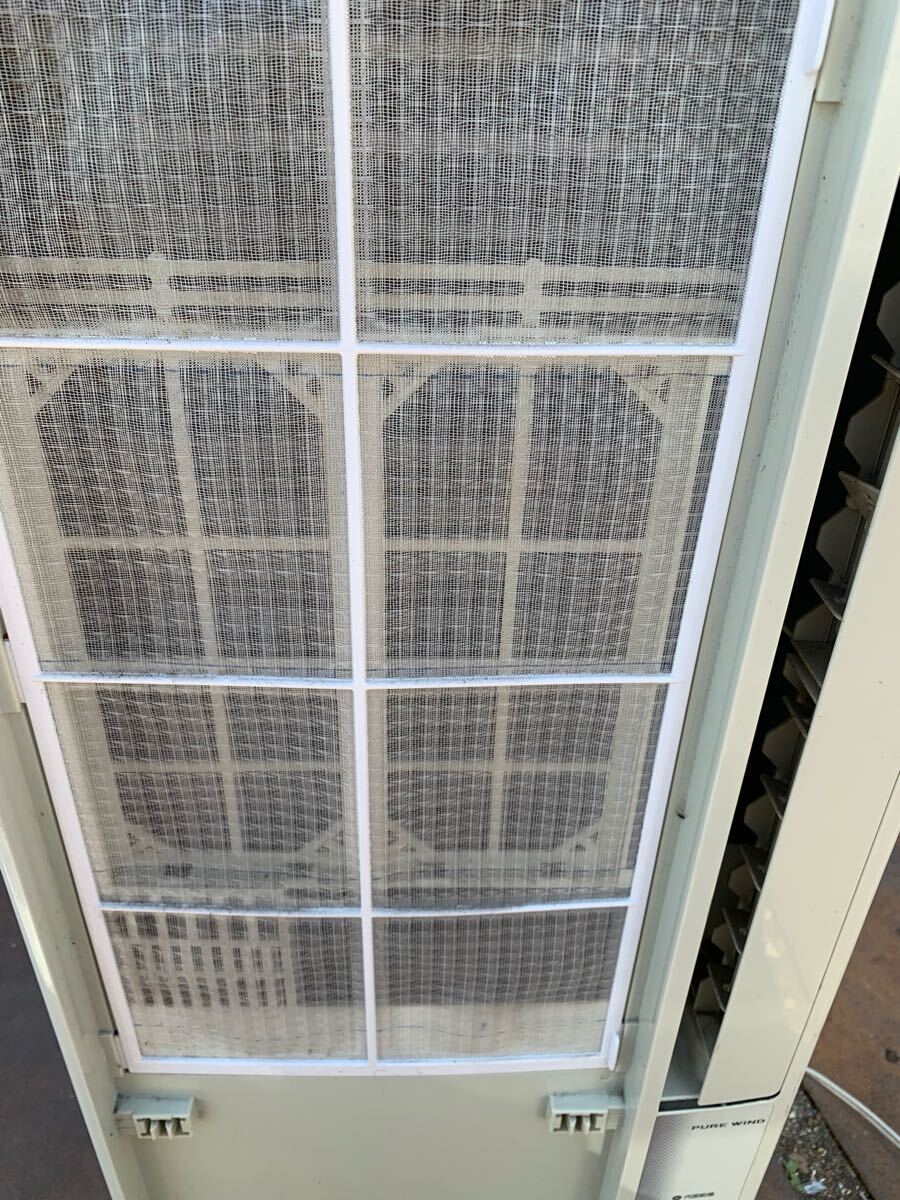 A）コロナ　　ウインド形冷房専用　ルームエアコン CW-1813