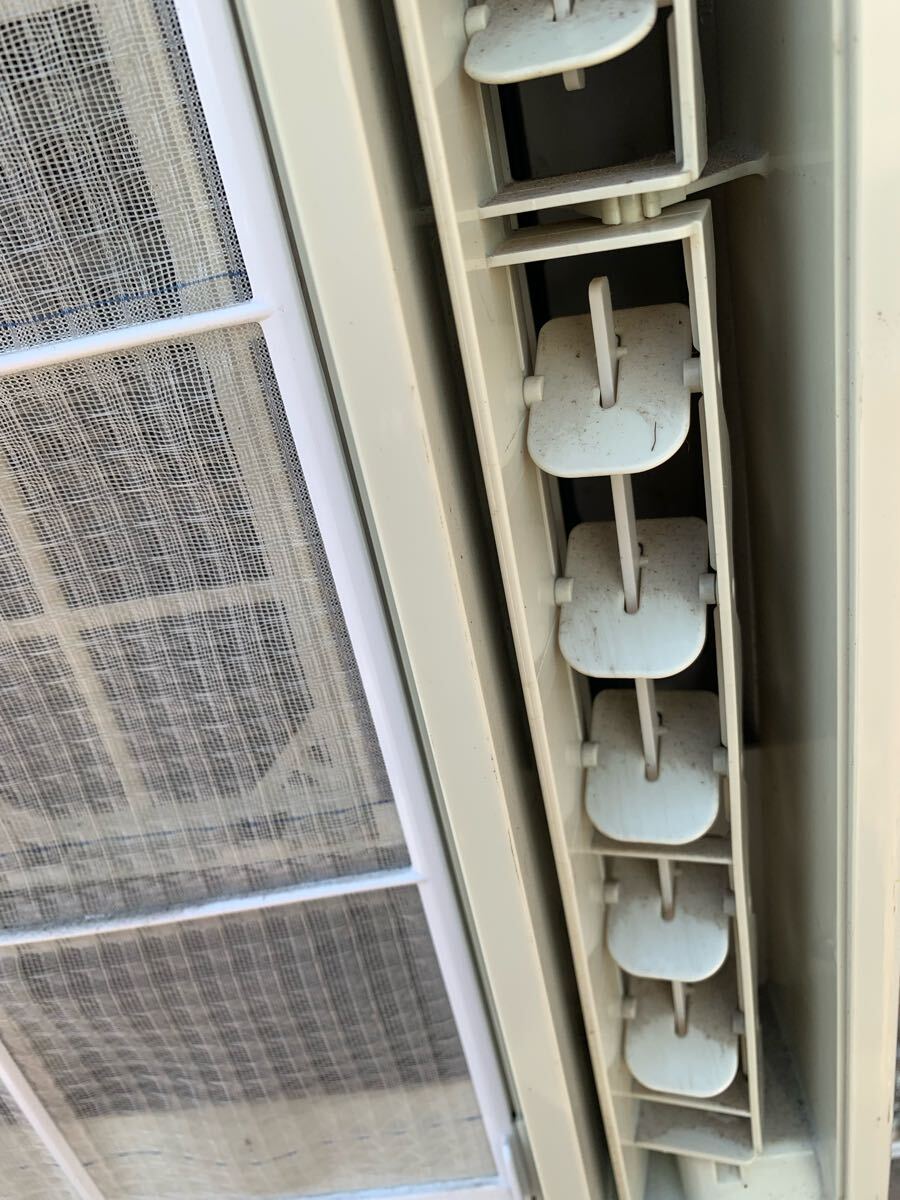 A）コロナ　　ウインド形冷房専用　ルームエアコン CW-1813