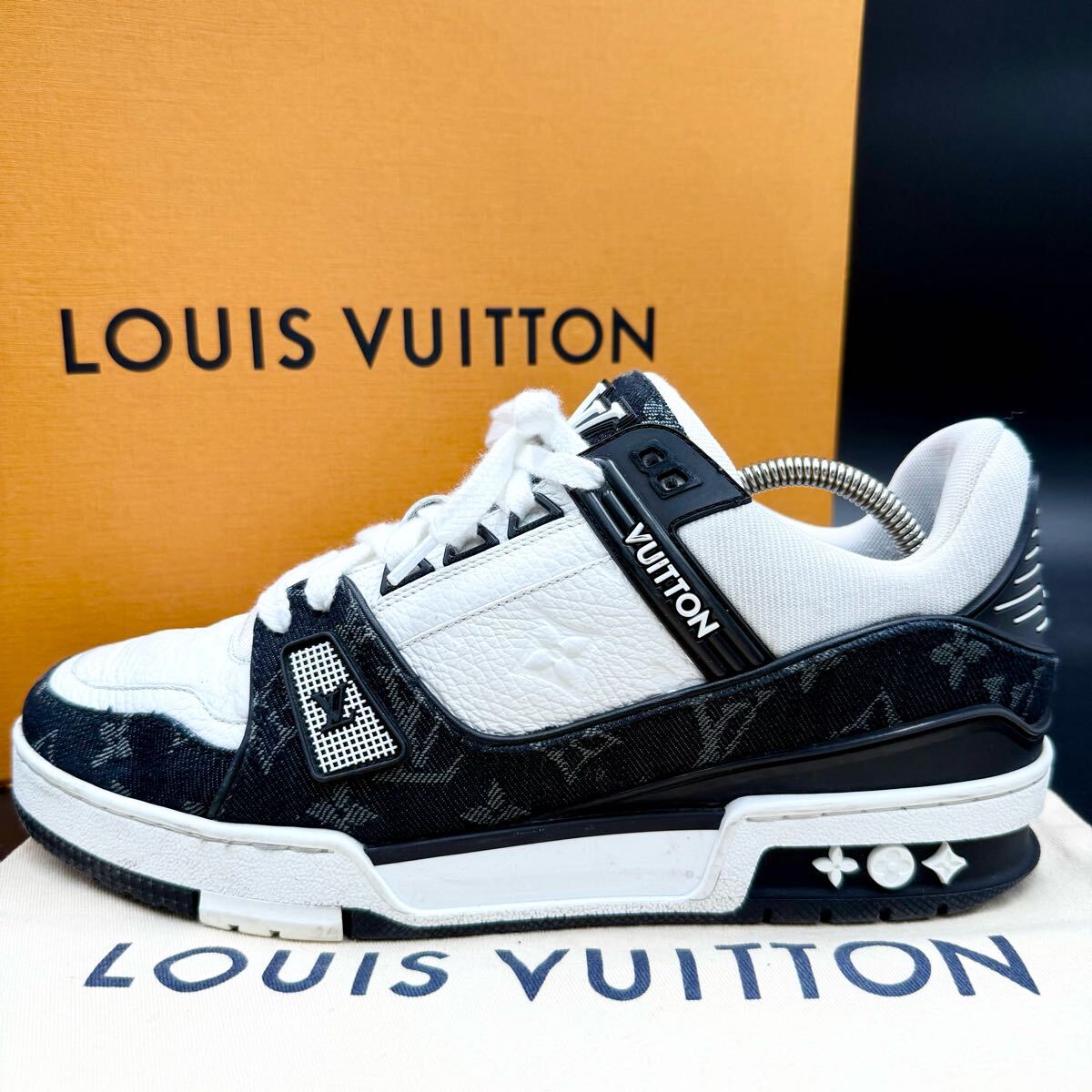 1円 【美品】 LOUIS VUITTON ルイヴィトン LVトレイナー モノグラム エンボス デニム メンズ スニーカー シューズ 靴 ブラック 25cm相當(dāng)