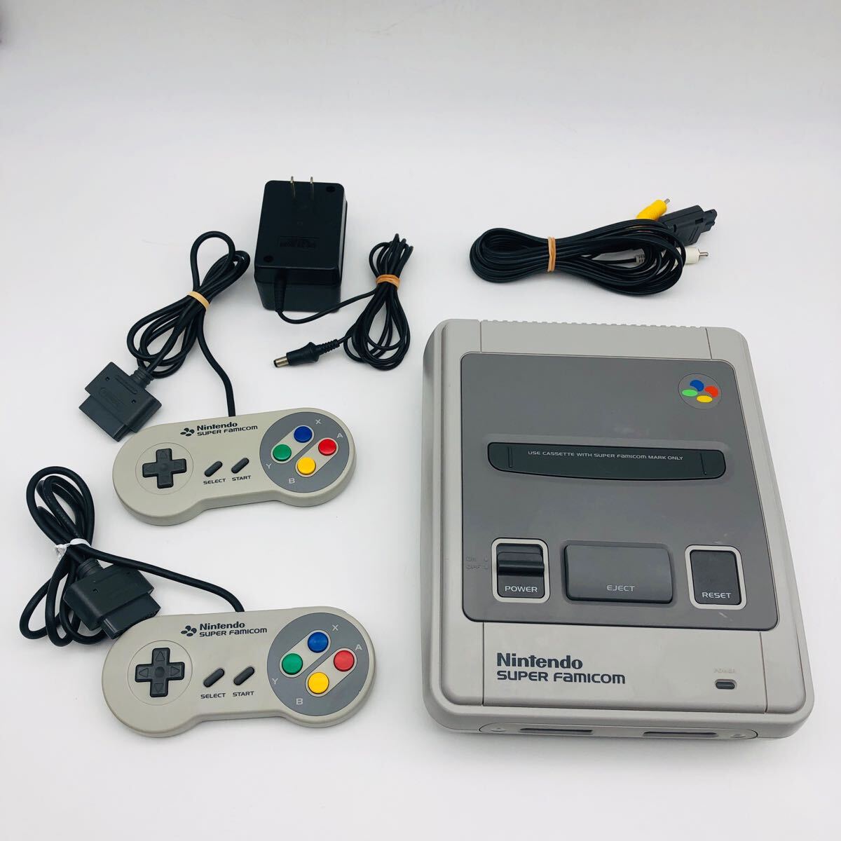 任天堂 スーパーファミコン 後期型 本体 一式セット◇動作確認済 任天堂 スーパーファミコン 後期型 本体 一式セット◇動作確認済
