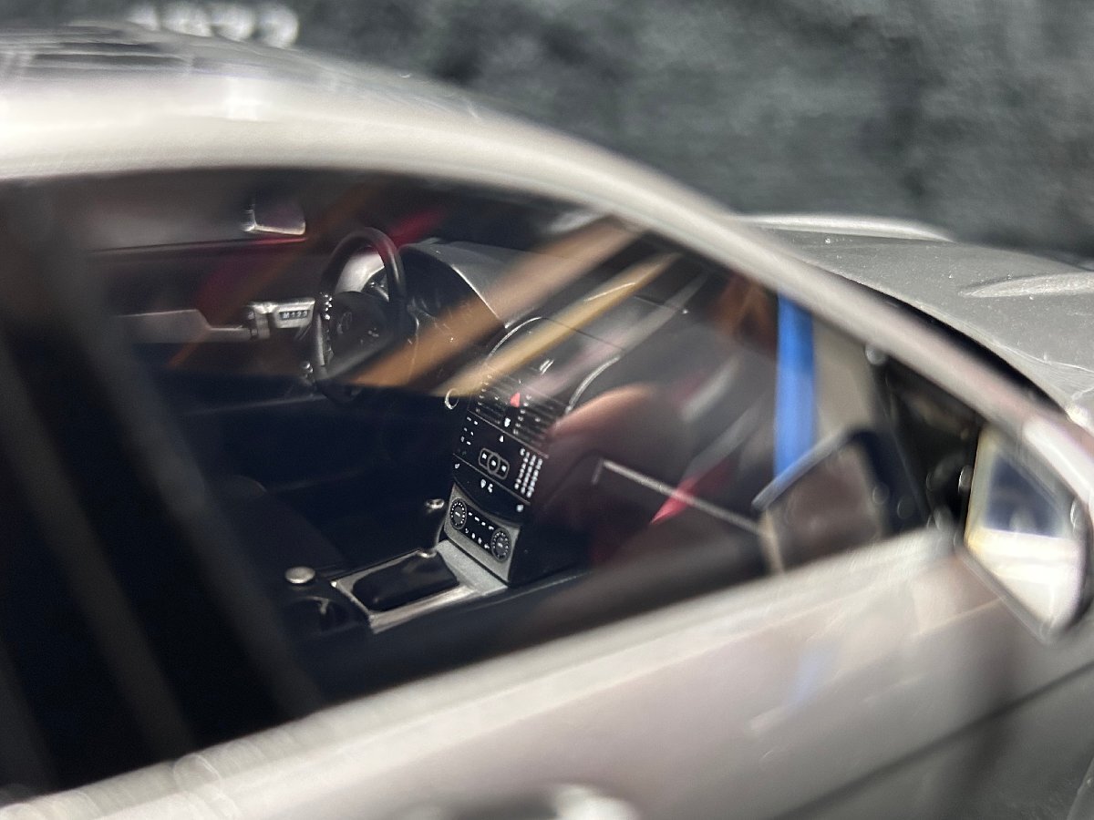 GT spirit 1/18 Mercedes Benz C63 AMG 2008 W204 Silver