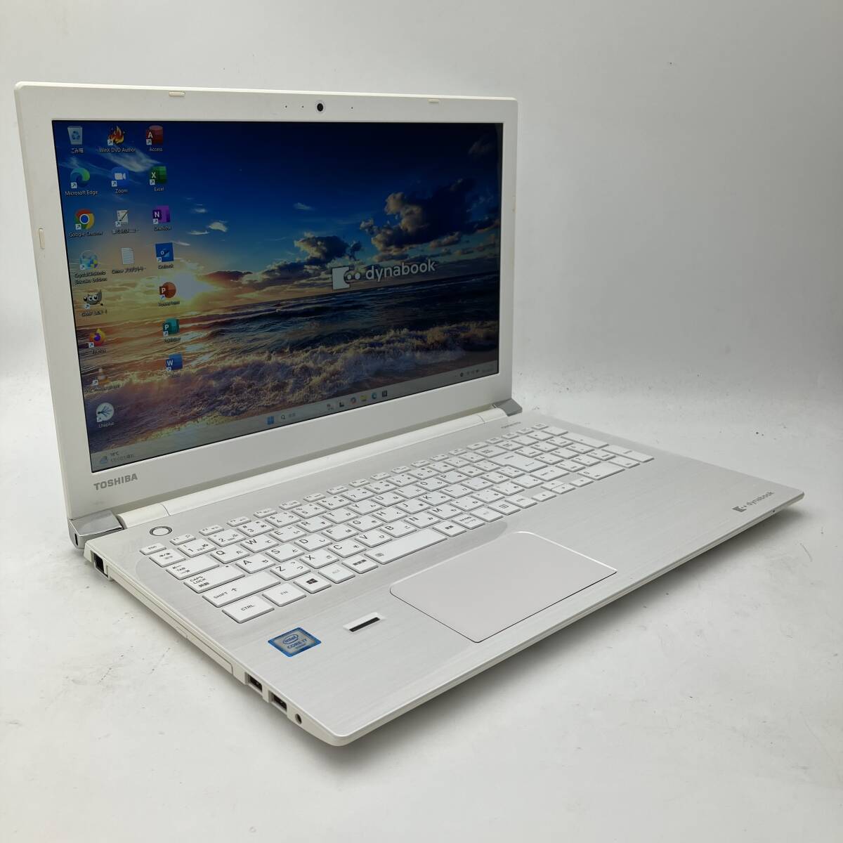 フルHD★最上級Core-i7【メモリ16GB/爆速新品SSD】Core i7-6500U/最新版Windows11/Office2021/Blu-ray/Bluetooth/Webカメラ/充電良好?