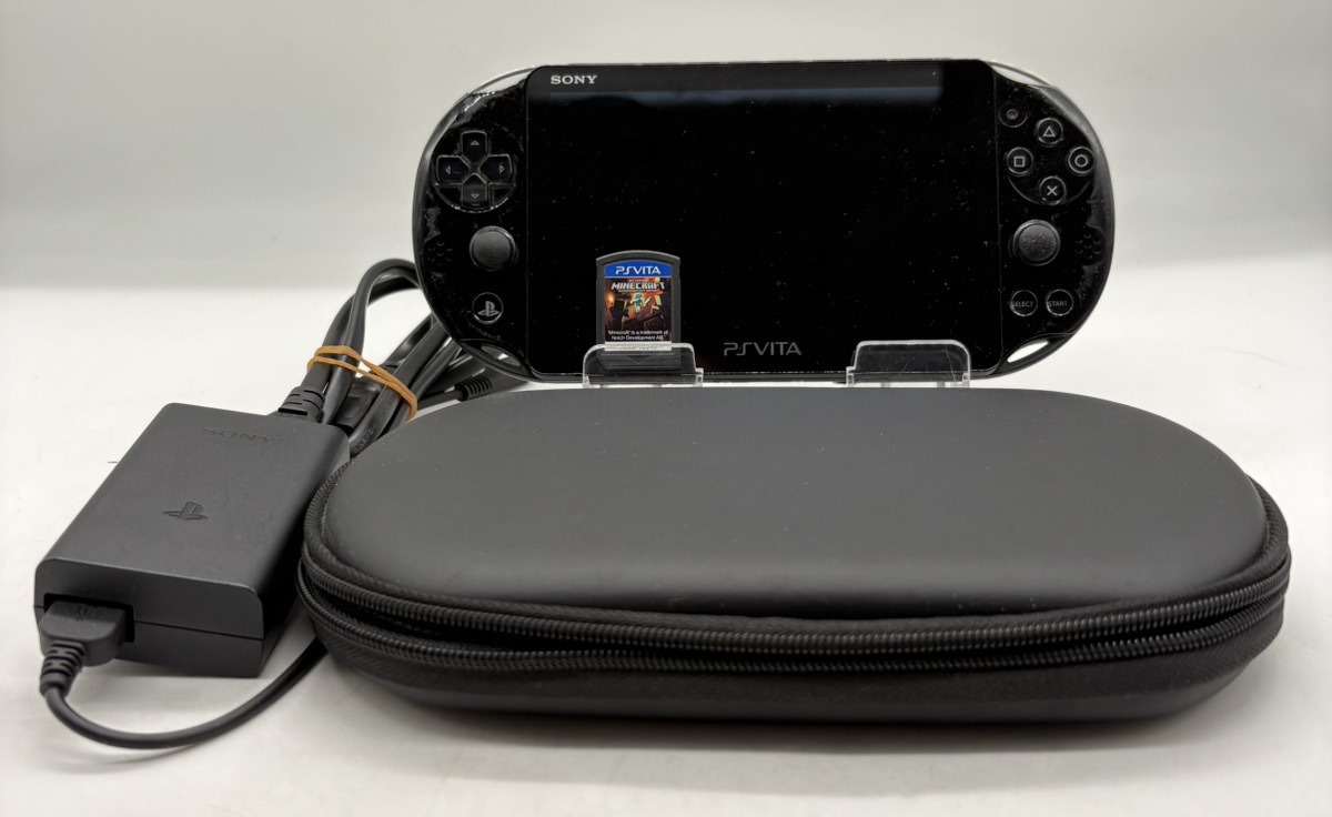 9504-06★1円スタート★SONY/ソニー/PSVita/PCH-2000/ブラック/Wi-Fiモデル/マインクラフト付き/専用microSDカード16GB付屬/難あり★