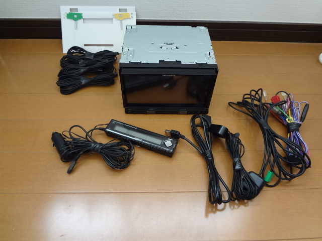 ☆パイオニア　楽ナビ　AVIC-RZ801-D　(RZ901）　2024年第2.1.2版　最新版地図　 美品☆