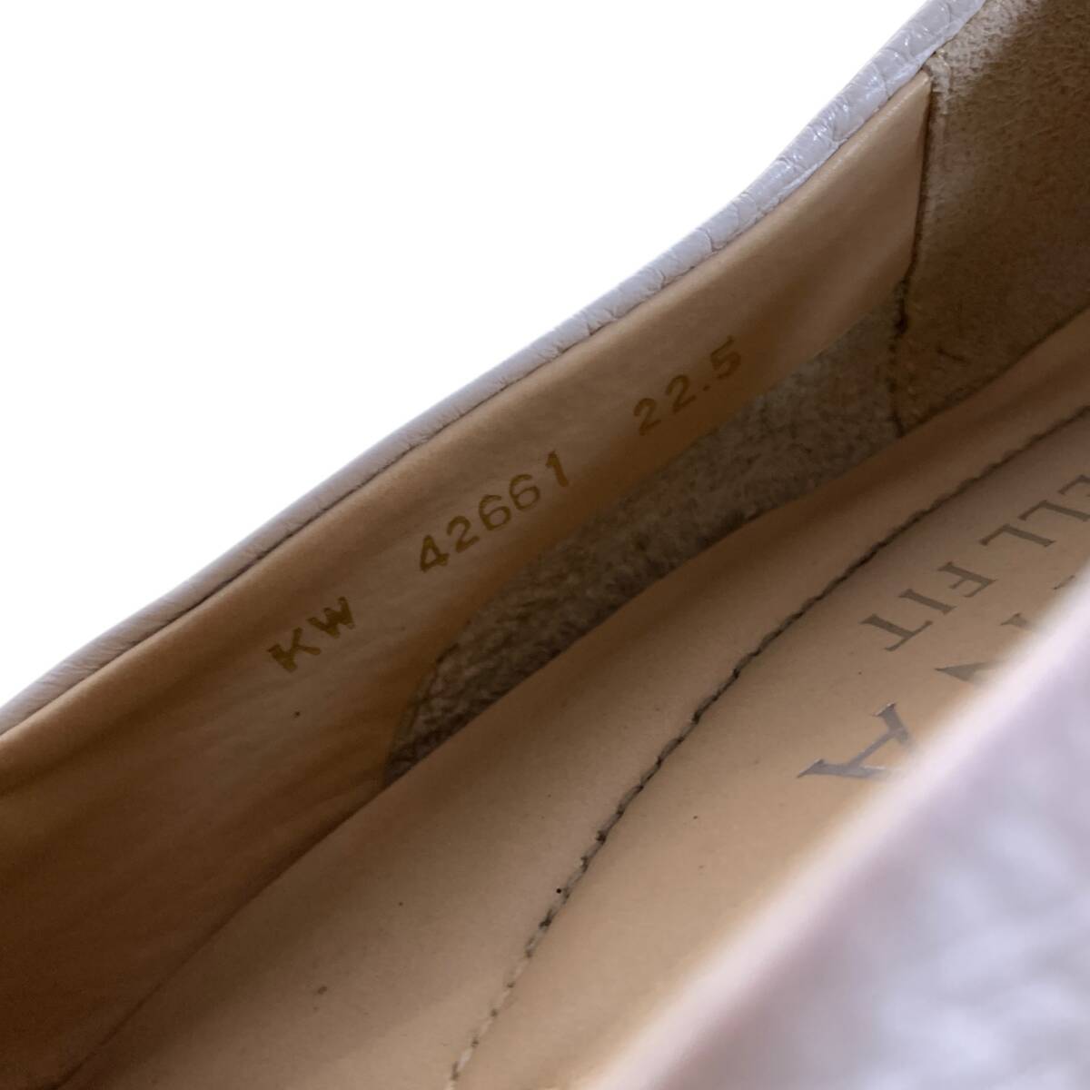 ◆中古品◆ DIANA WELL FIT ダイアナウェルフィット フラットシューズ レディース レザー スリッポン KW 42661 ホワイト 本体のみ V87787NL_画像7
