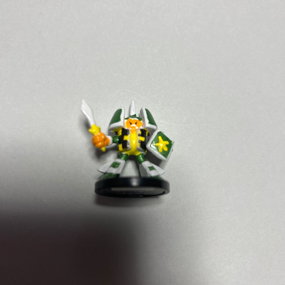遊戯王 ダンジョンダイスモンスターズ ロケット戦士 フィギュア カード 遊戯王 ダンジョンダイスモンスターズ ロケット戦士 フィギュア