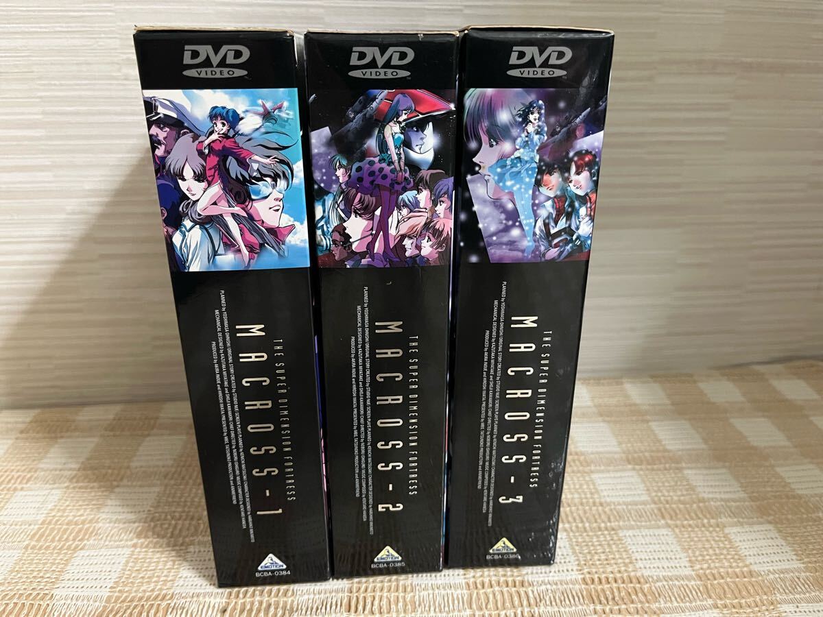 [定休日以外毎日出荷中] 超時空要塞マクロス DVDボックス 送料無料 即決 全3巻セット アニメ