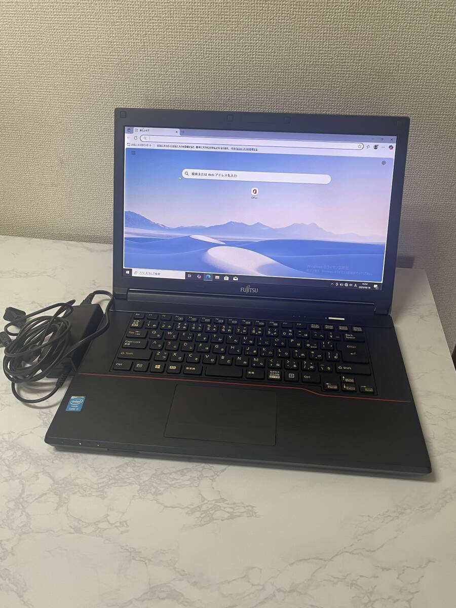 富士通 LIFEBOOK A574/H　Windows10 64bit　Intel Core i5-4300M 2.60GHz　4GB 117GB　15.6型　ブラック系