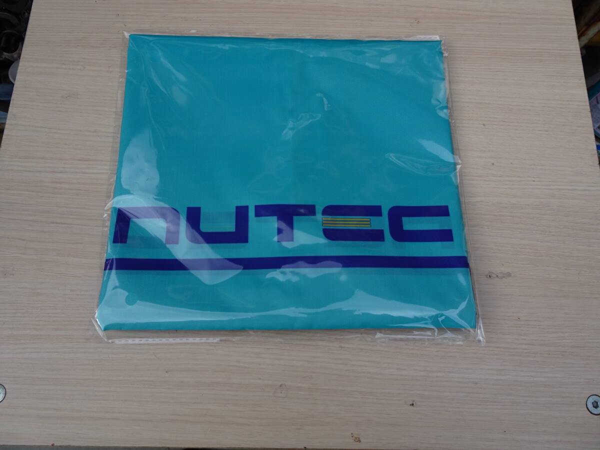 【期間限定特価】★非売品バッグ＆Tシャツ＆ノズルつき★NUTEC　ニューテック　エンジンオイル　ZZ-04　5W-30　20リットル缶★送料無料★