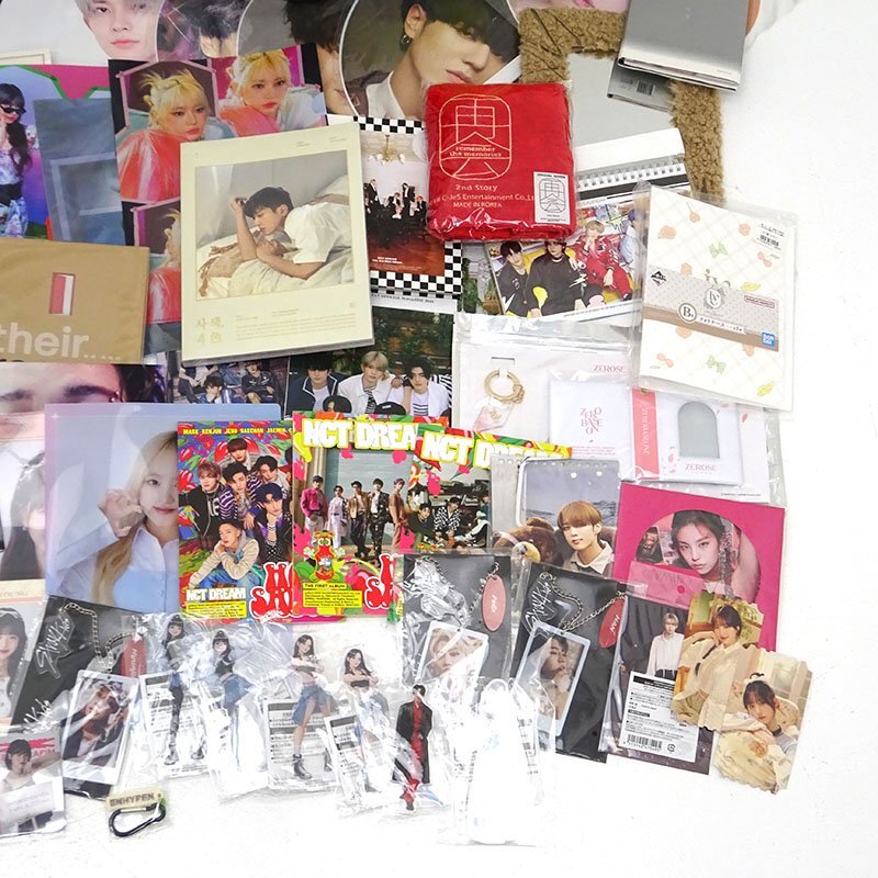 ☆ジャンク☆K-POP アイドル グッズ 大量まとめ売り うちわ ペン