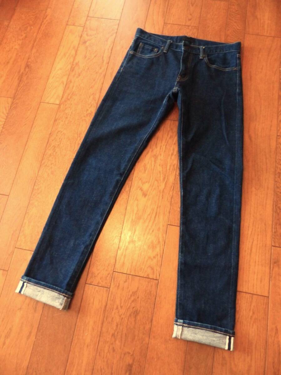 送料込 美品★UNIQLO セルビッジ デニム 30(76cm) 321-415752★ユニクロ/スリム フィット/ジーパン/ジーンズ/カイハラ/赤耳/KAIHARA/ブルー