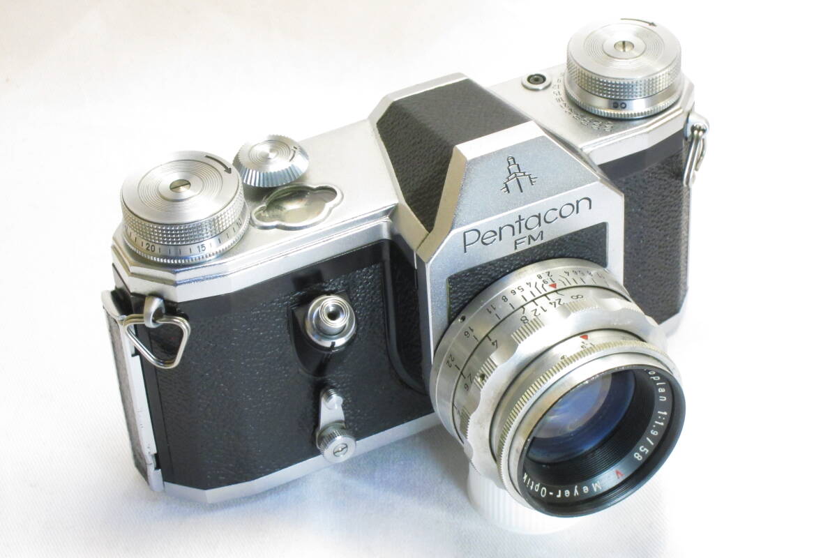 希少 Pentacon FM Primoplan 1:1.9 / 58 V Meyer-Optik Goritz M42マウント