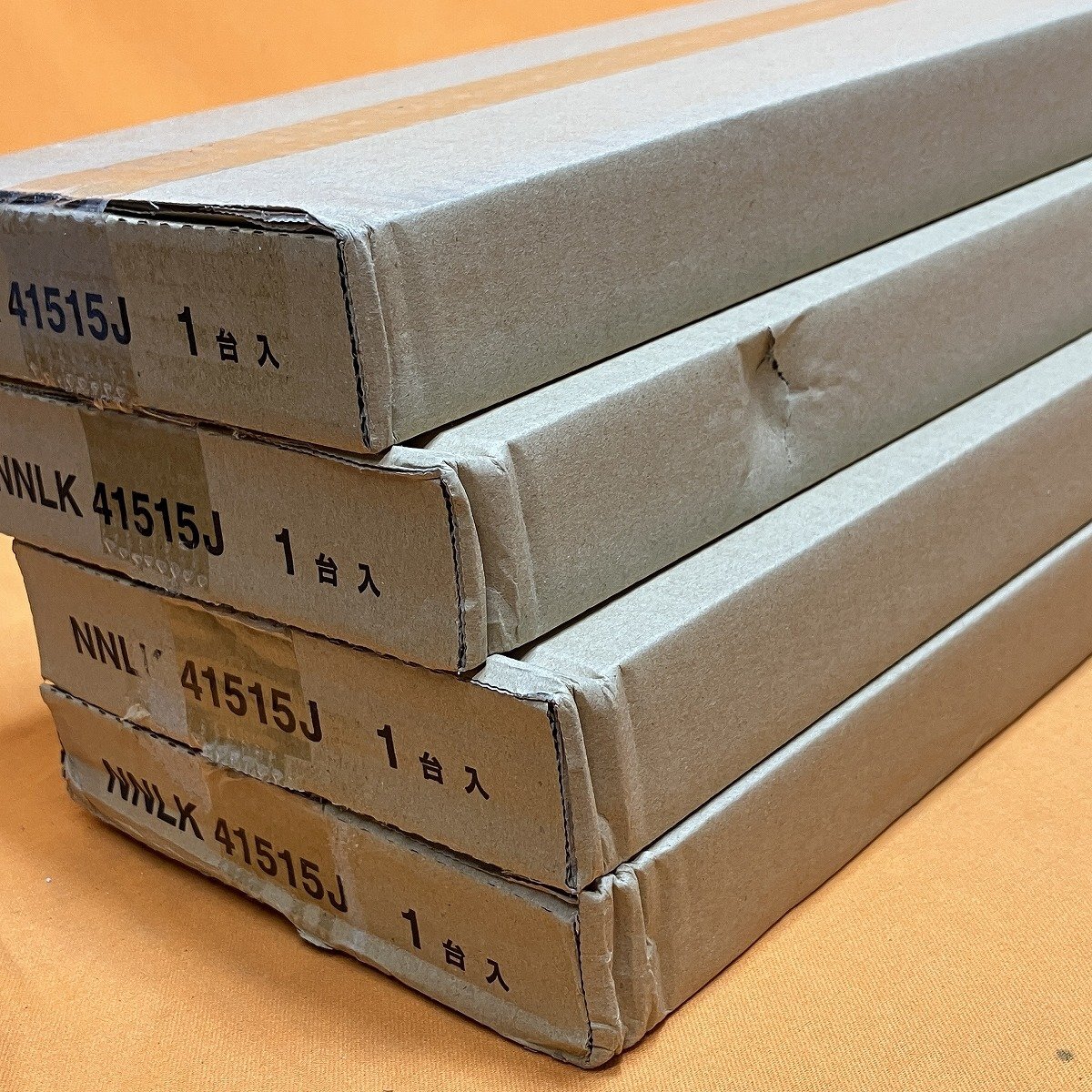 LEDベースライト 器具本體 (4個セット) パナソニック NNLK41515J 天井直付型 40形 サテイゴー