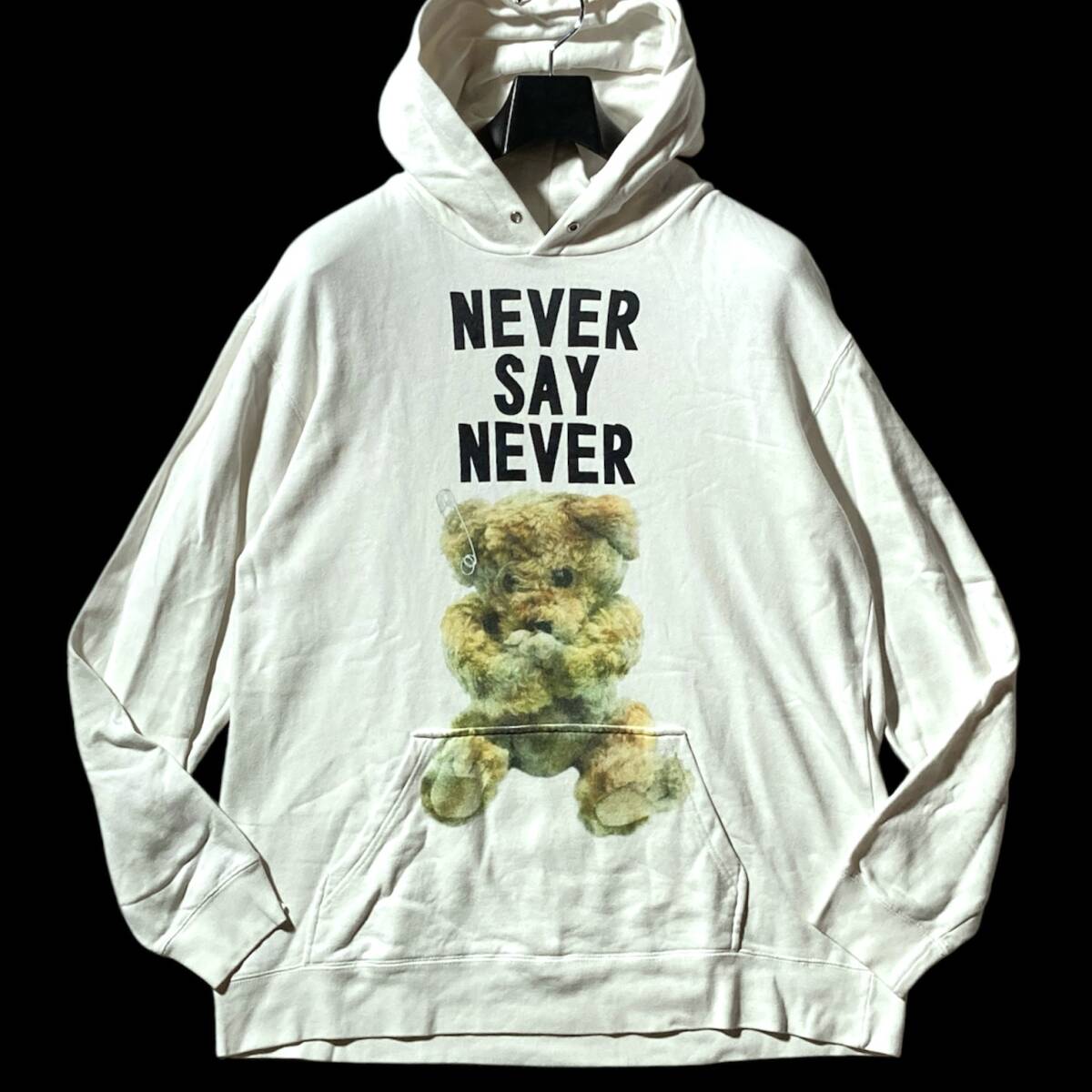ミルクボーイ★名作★NEVER SAY NEVER★文字ロゴ 熊 ベアー パーカー ビッグシルエット 白 メンズL位 MILKBOY MILK BOY パンク ロック