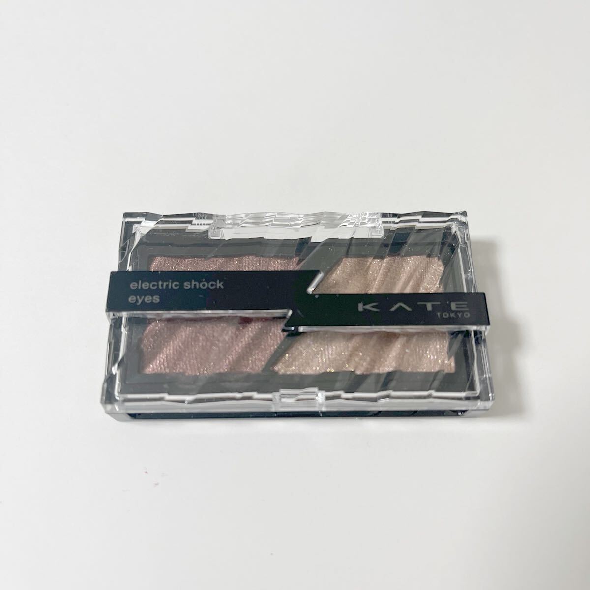 ケイト / エレクトリックショックアイズ RD-1：スパークリングボルドー アイシャドウ 定価1320円_画像2
