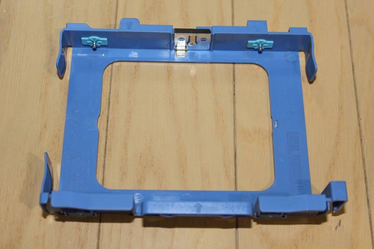 【DELL】OptiPlex 3070 HDDマウンタ 中古