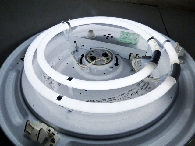 ま605●シーリングライト●大光電機/DX-Z8620R/2011年製/シェードなし/リモコン付き/蛍光灯/天井照明/詳細写真複数あり_画像8