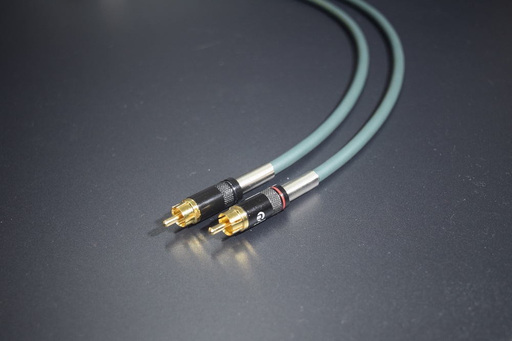 ■■ Oyaide NEO QAC-222(green)＋RCA Gp_plug（RE03）/0.45m×2本
