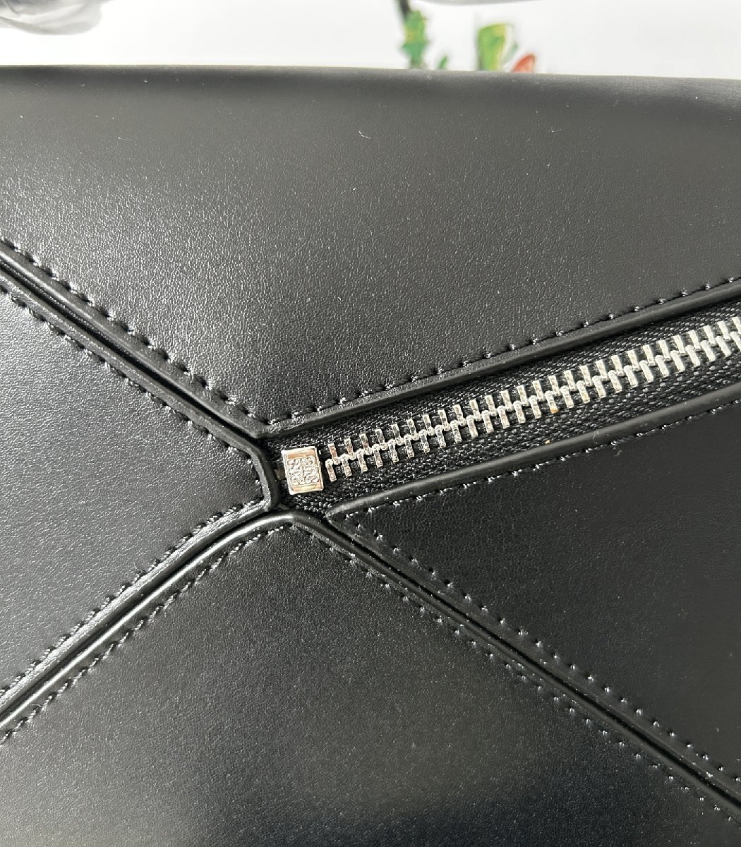 ロエベ 【LOEWE】 ハンドバッグ ショルダーバッグ puzzle レザー 本革