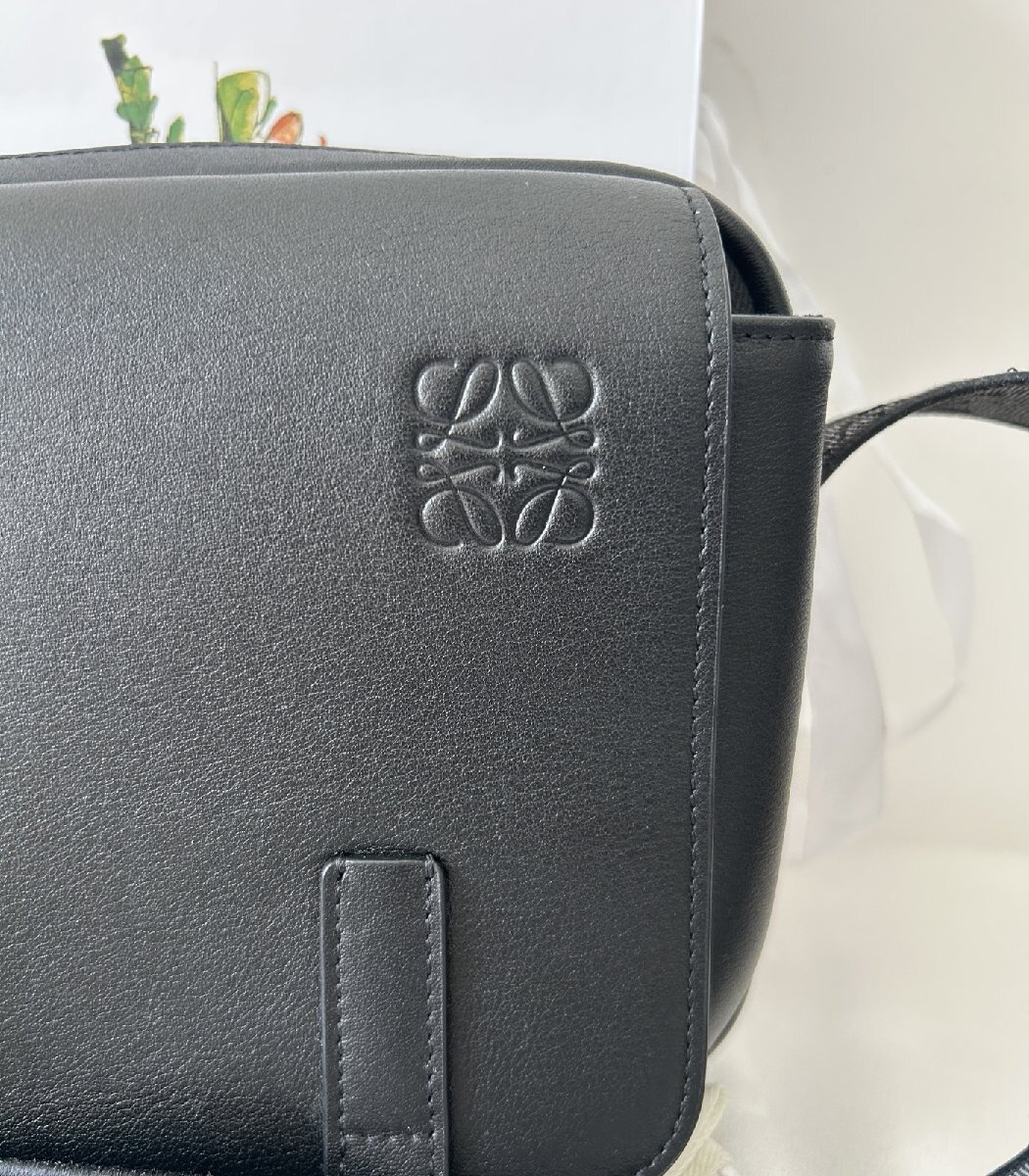 ロエベ 【LOEWE】 ショルダーバッグ メッセンジャーバッグ レザー 本革