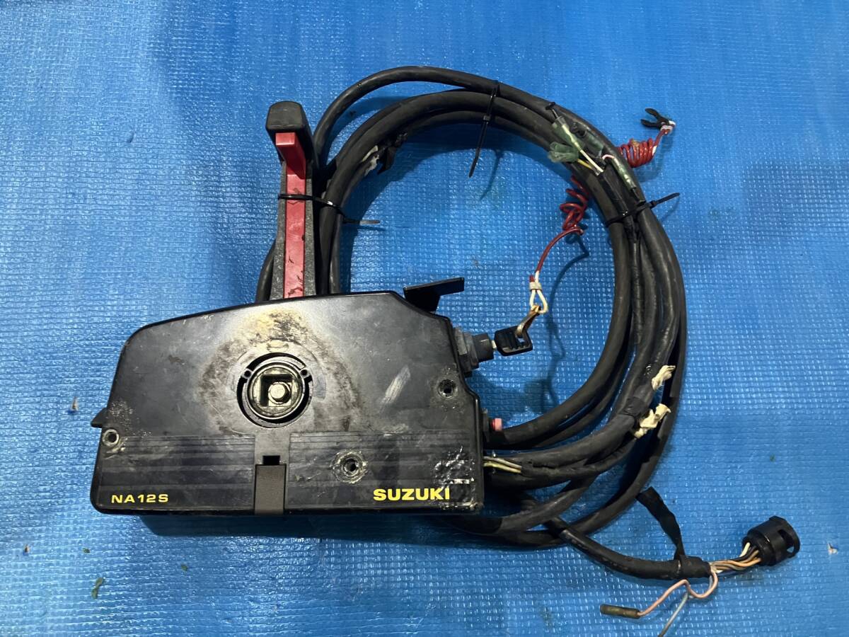 スズキ　船外機　リモコンボックス　カギ有　NA12S　現(xiàn)狀渡し　mu166