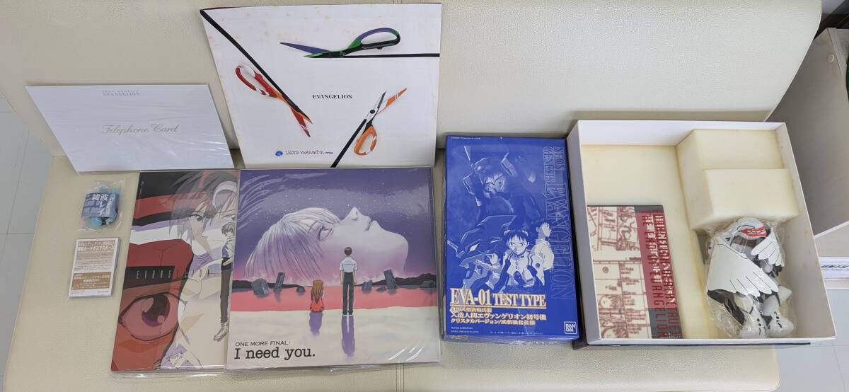開封未使用＞新世紀エヴァンゲリオン 劇場版BOX 初回限定版 LD