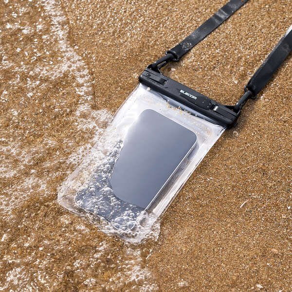 スマートフォン用防水ケース 2ポケットタイプ JIS保護(hù)等級(jí)IPX8相當(dāng)の防水性能を?qū)g現(xiàn) 大小2つに分かれたポケットに収納可能: P-WPS2P05BK