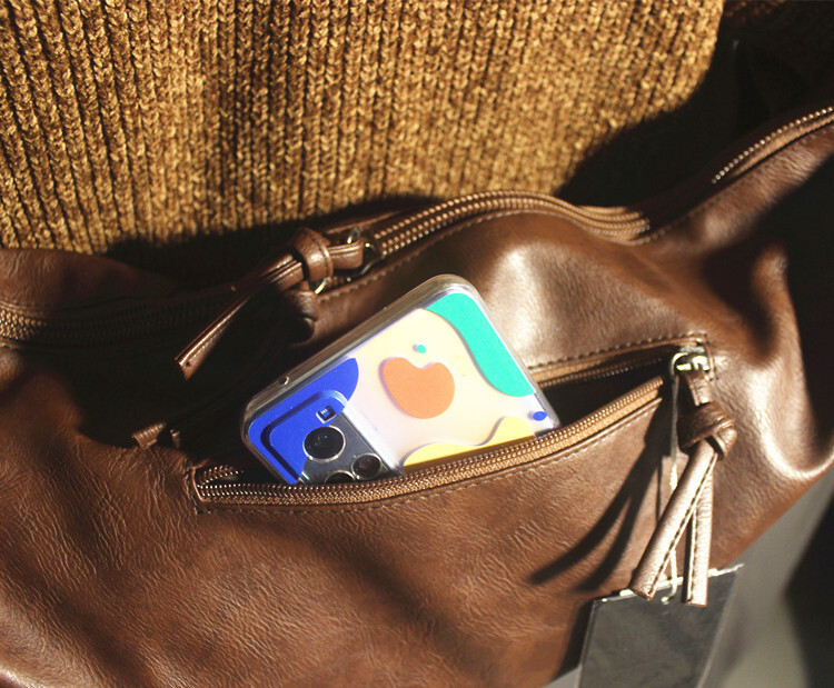 大容量 PU革 レザー ショルダーバッグ 斜め掛けバッグ メッセンジャーバッグ 通勤 斜め掛けバッグ 肩掛け鞄 ダークブラウン_画像2