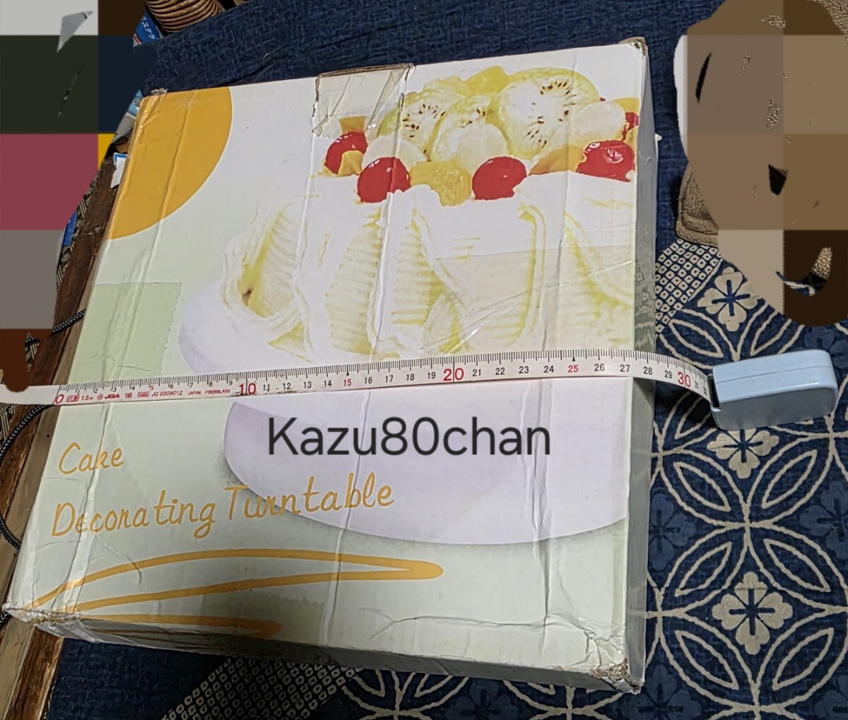 (未使用、 譲渡出品)　ケーキターンテーブル 回転臺 直徑28cm 白色 (詳細は各自で確認をお愿いします。)
