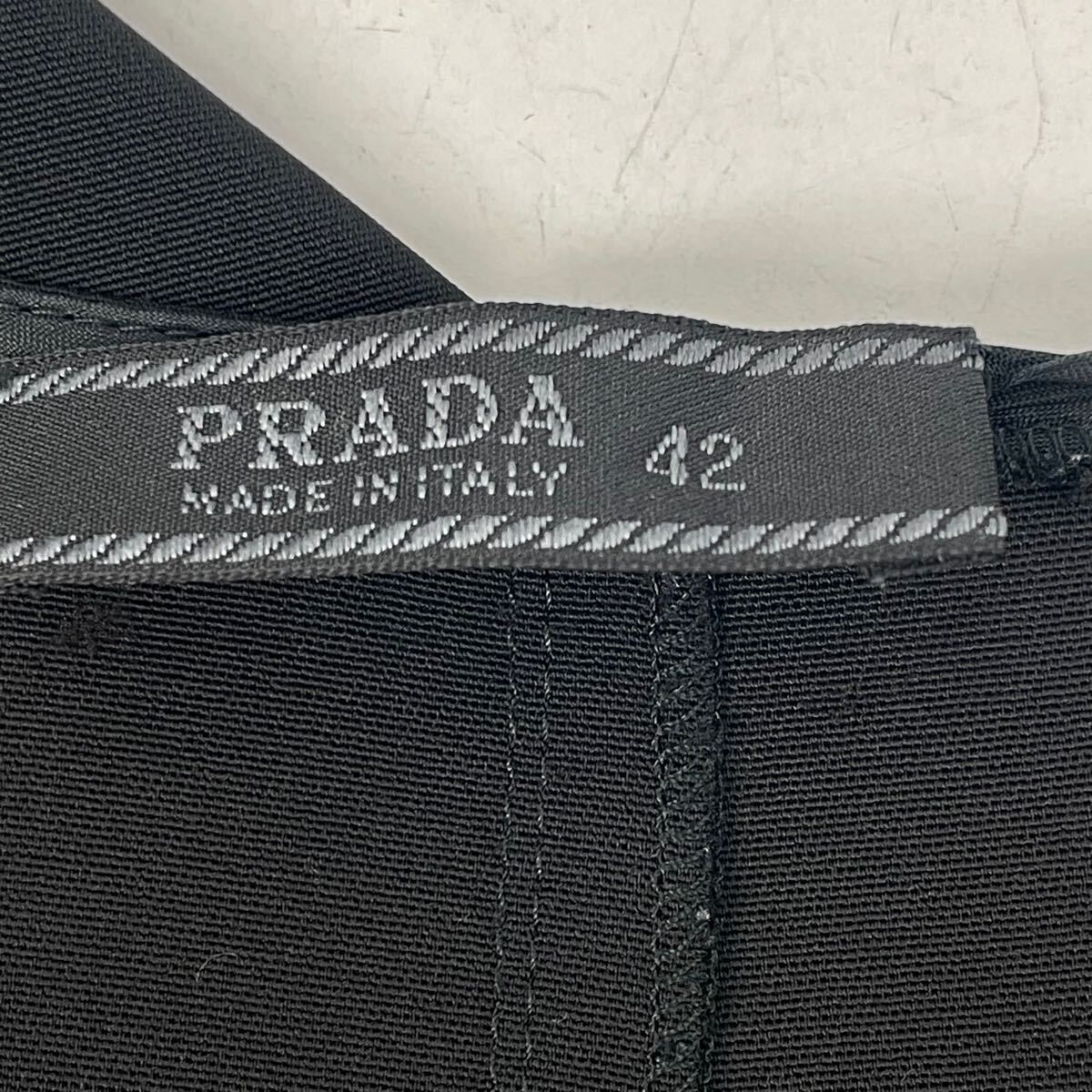 美品 PRADA プラダ セットアップ ジャケット スカート チェーン ベルト付き サイズ40 0530-18 TA1-6