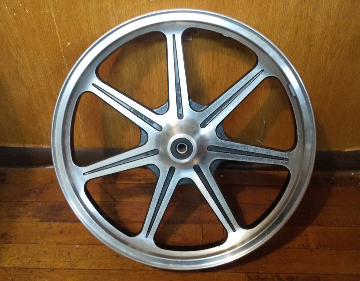 バルカン400 純正フロントホイール バルカン400 EN400B EN400A 検)エリミネーター250 エリミネーター400 Z250LTD Z400LTD Z650 ザッパー