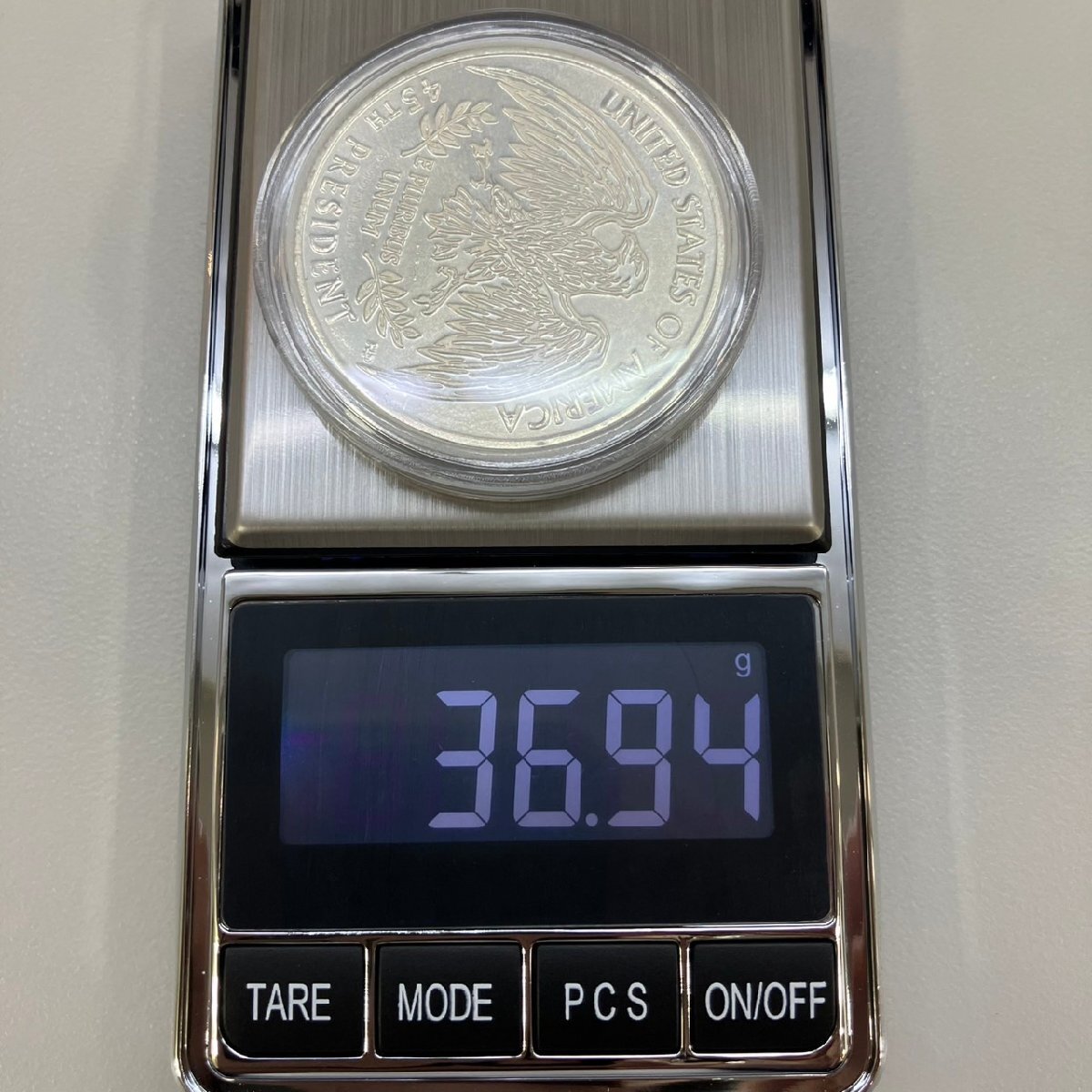 KS 希少 シルバーコイン TRUMP トランプ 2024 銀貨 1OZ .9999