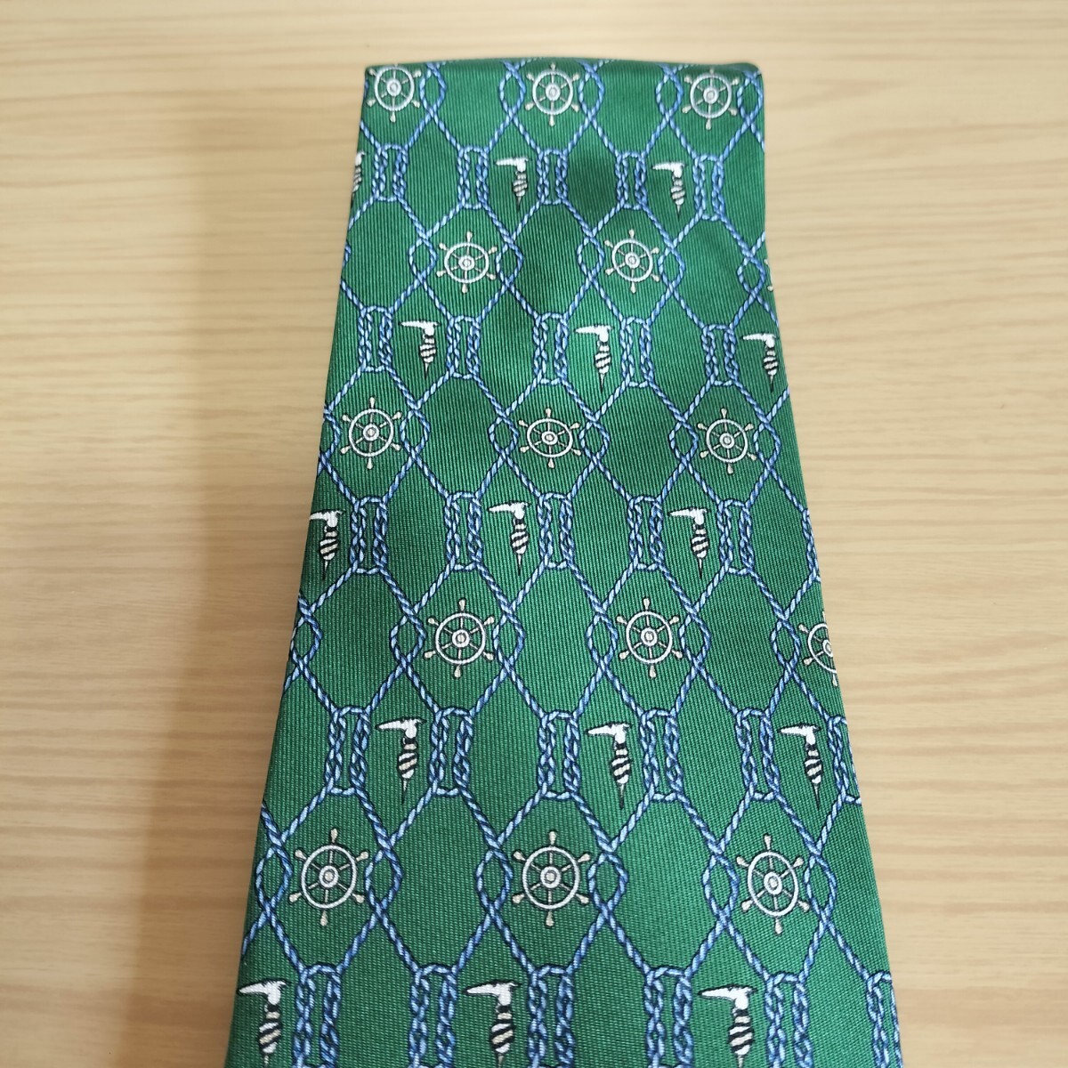 TRUSSARDI(トラサルディ)緑紐舵ロゴ模様ネクタイ_画像4