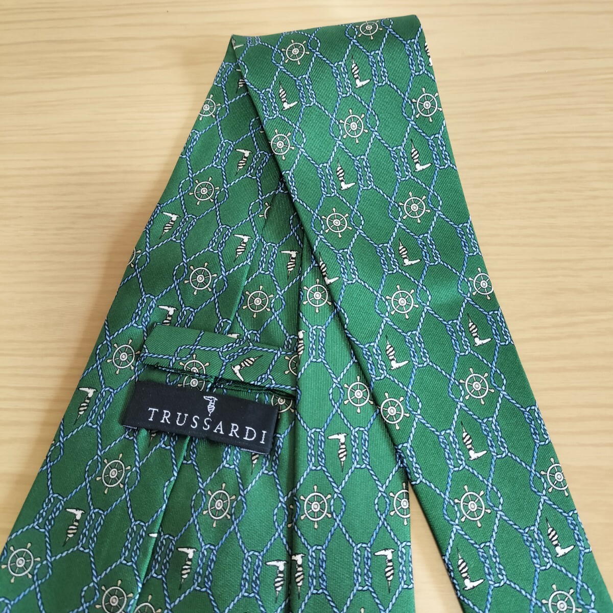 TRUSSARDI(トラサルディ)緑紐舵ロゴ模様ネクタイ_画像8