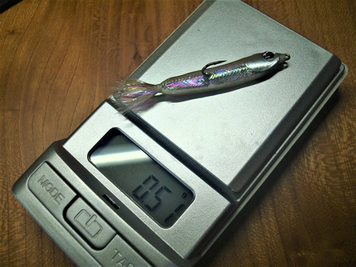 フローティングワカサギ当歳魚横向き #8 2本セット 5㎝ 0.5g ワカサギ カタクチ イワシ 稚アユ 稚魚_画像3