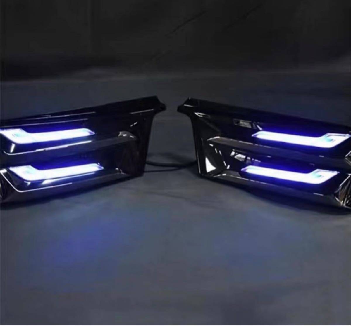 高品質 美品トヨタ ヴェルファイア30系ヘッドライト 左右セット_画像1