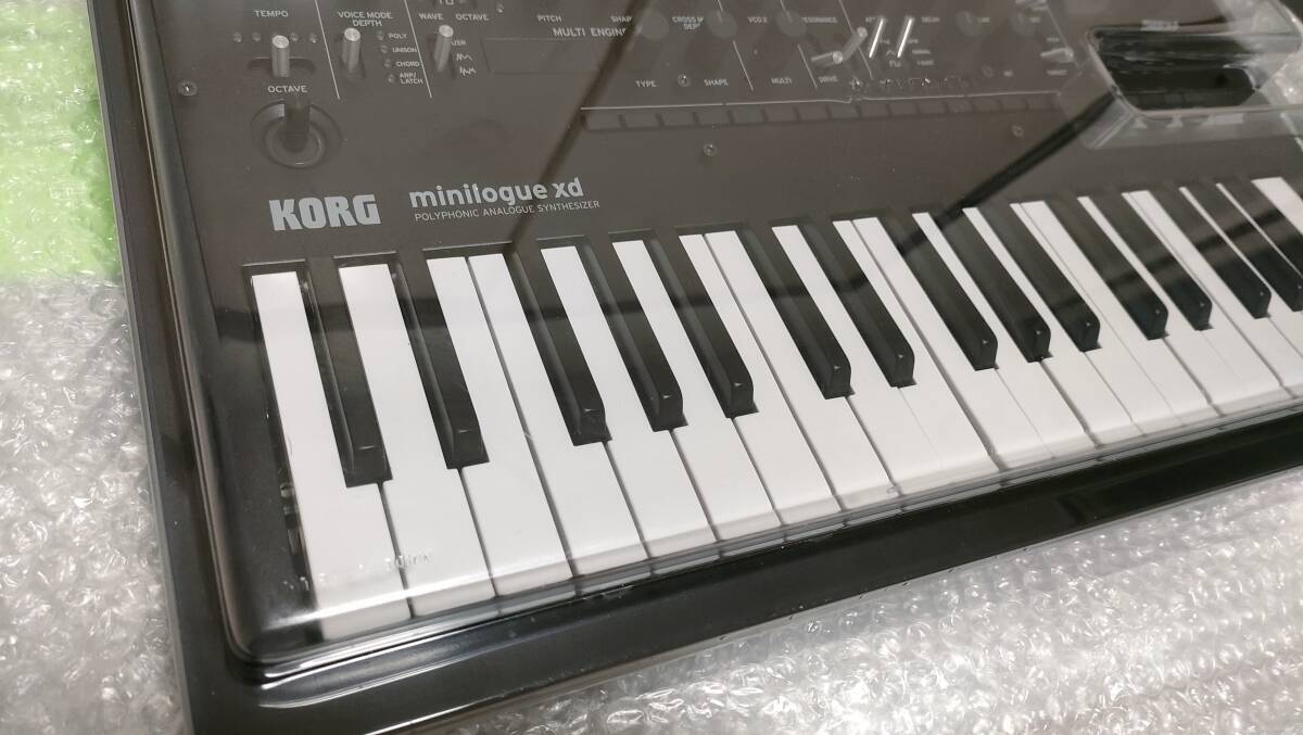 KORG minilogue xd と専用デッキセーバーのセット KORG minilogue xd と専用デッキセーバーのセット