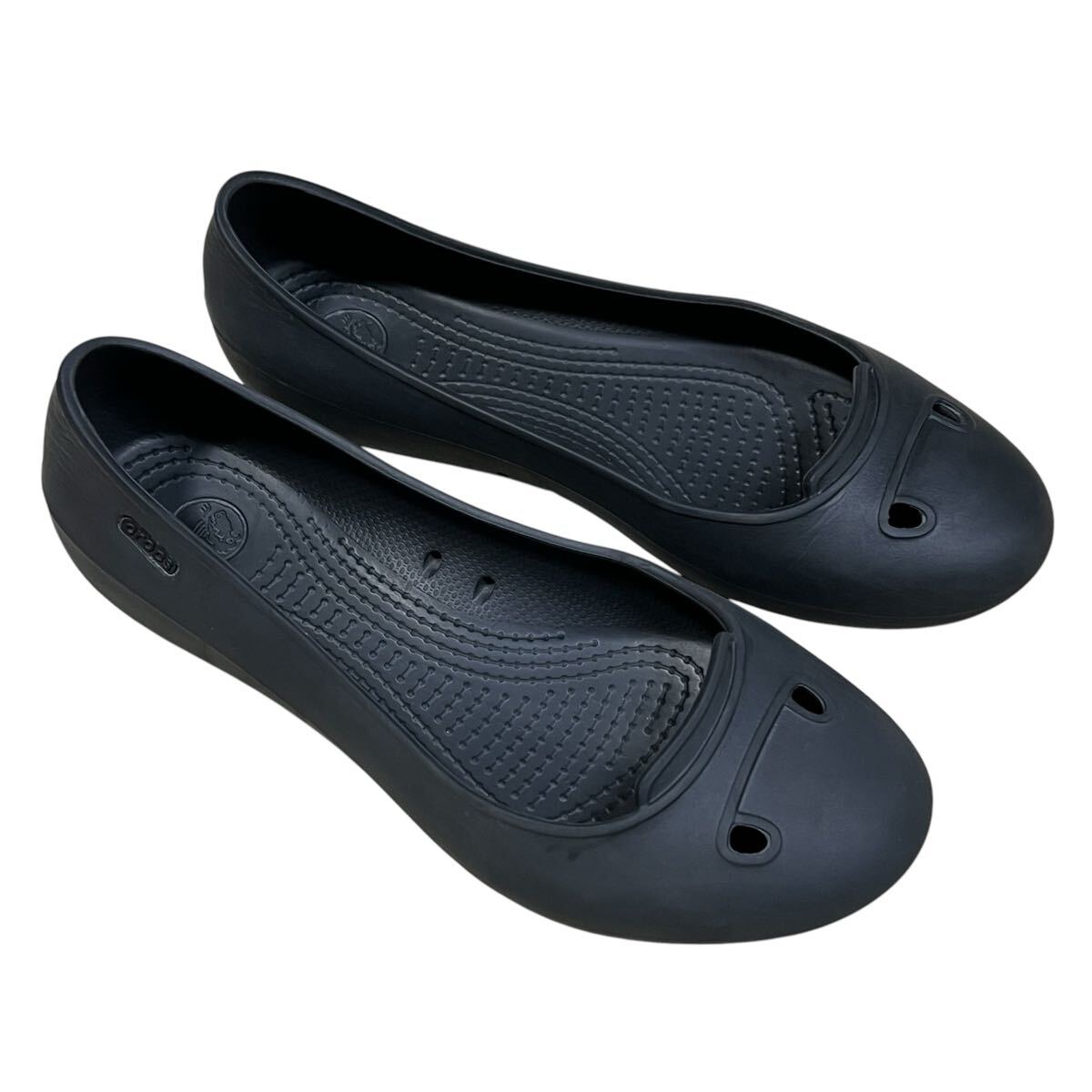 crocs クロックス フラットシューズ w6 ブラック　22cmバレーシューズ