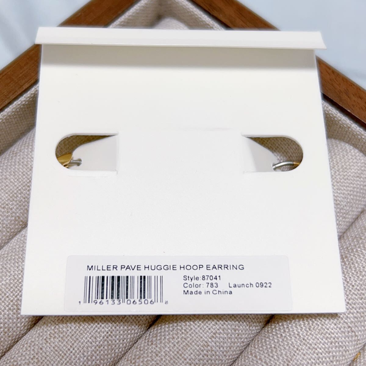 新品未使用 Tory Burch トリーバーチ キラ ロゴ ピアス ゴールド