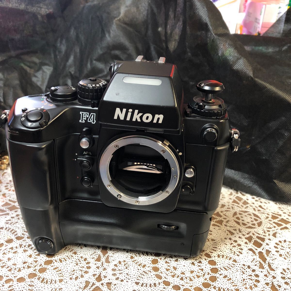 ニコン F4E ボデーMB-23付き