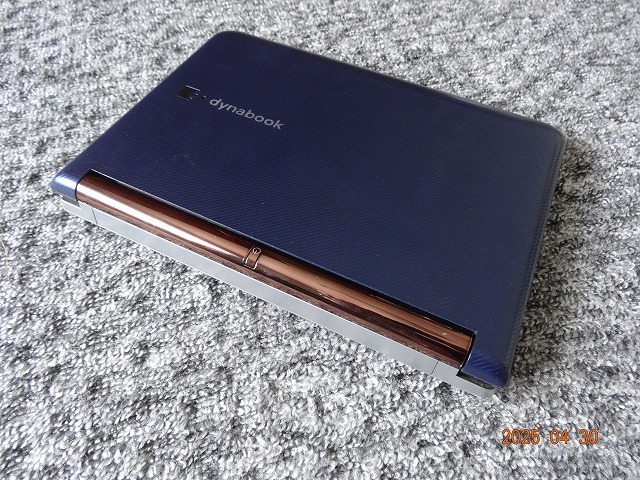 TOSHIBA dynabook UK/24LBR BIOS,電源OK！ストレージ無(wú)