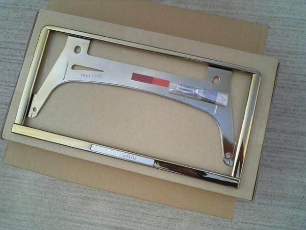 日産純正 ゴールドナンバープレートリム J31 ティアナ TEANA