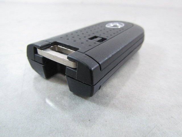 ◎[98A:C4] 美品 トヨタ M900A タンク 4ボタン スマートキー キーレス [007AC0154]【送料 全國(guó)一律 430円】