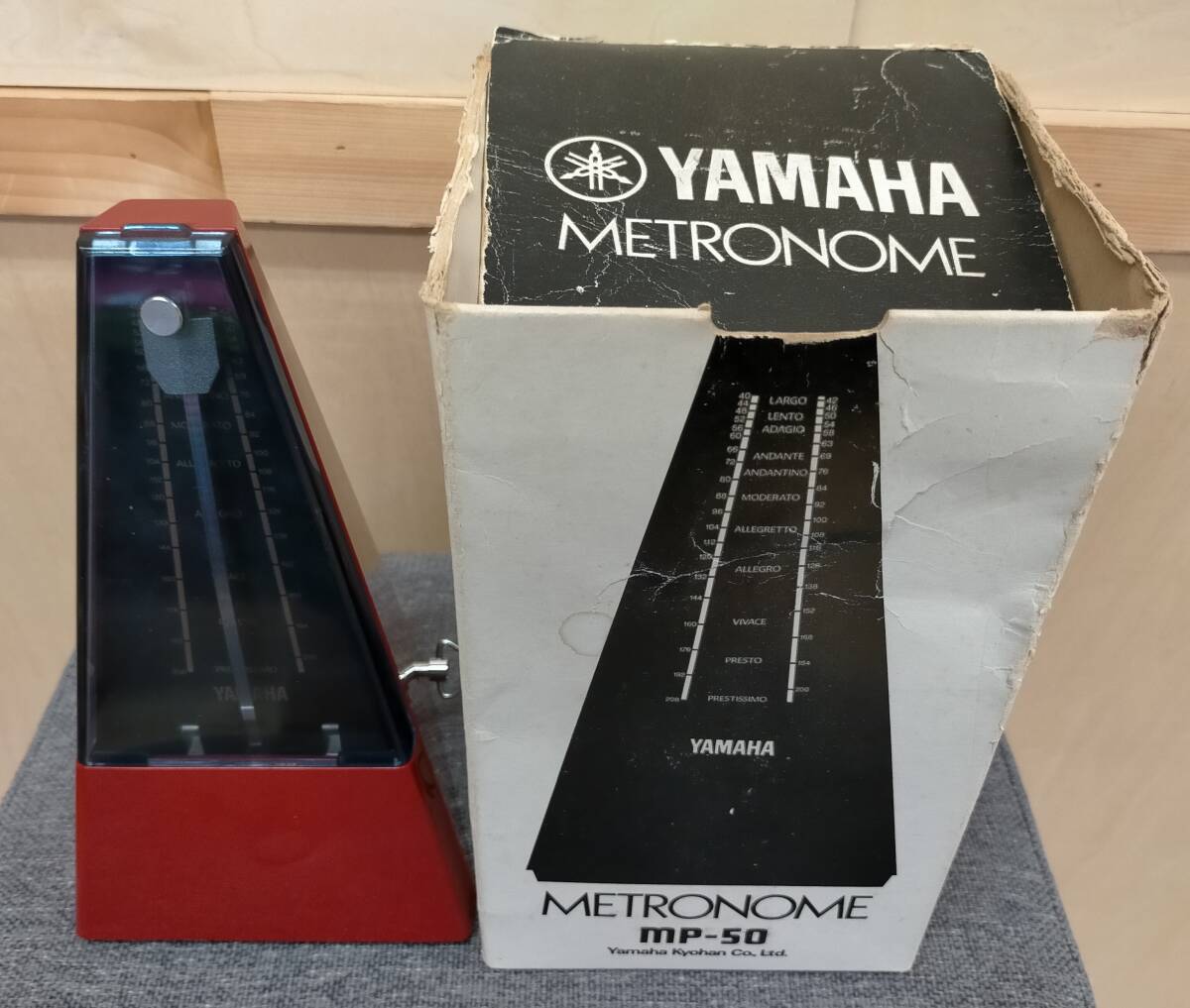 【佐川発送】YAMAHA　ヤマハ　メトロノーム　赤(DEEP RED)　mp-50 01