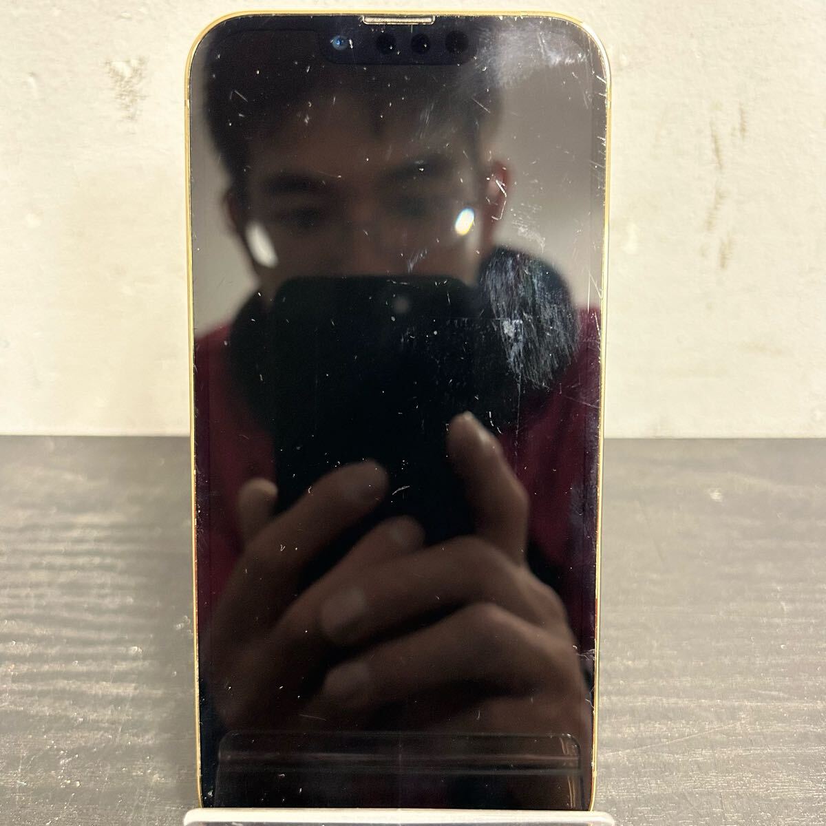 II34 Apple SIMフリー iPhone 13 Pro ゴールド 128GB NLUH3J/A