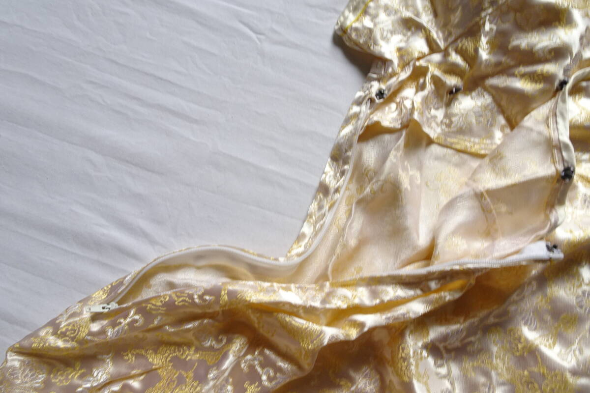  платье в китайском стиле / костюмы / короткий рукав платье-мини / глянец чувство. есть материалы / sexy / кромка боковой разрез / пастель желтый /L размер (5/2R7)