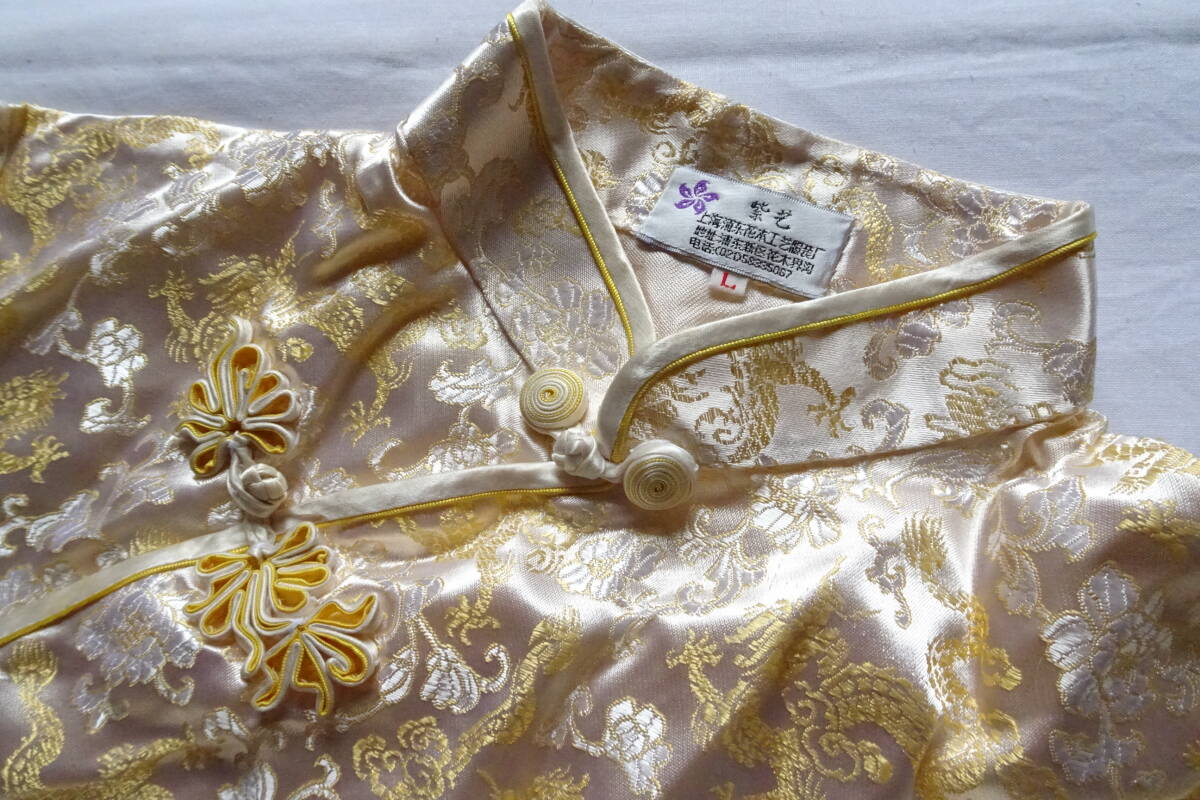  платье в китайском стиле / костюмы / короткий рукав платье-мини / глянец чувство. есть материалы / sexy / кромка боковой разрез / пастель желтый /L размер (5/2R7)