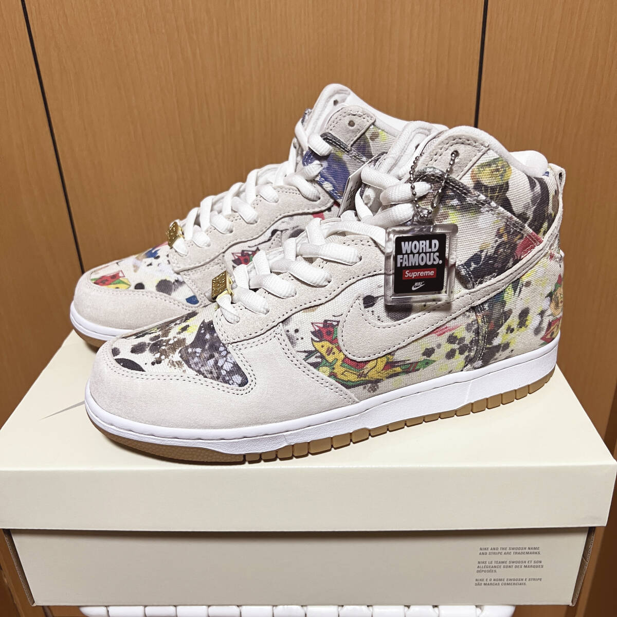 SUPREME × SB DUNK HIGH "RAMMELLZEE" FD8779-100 (ホワイト/ホワイト/マルチカラー)